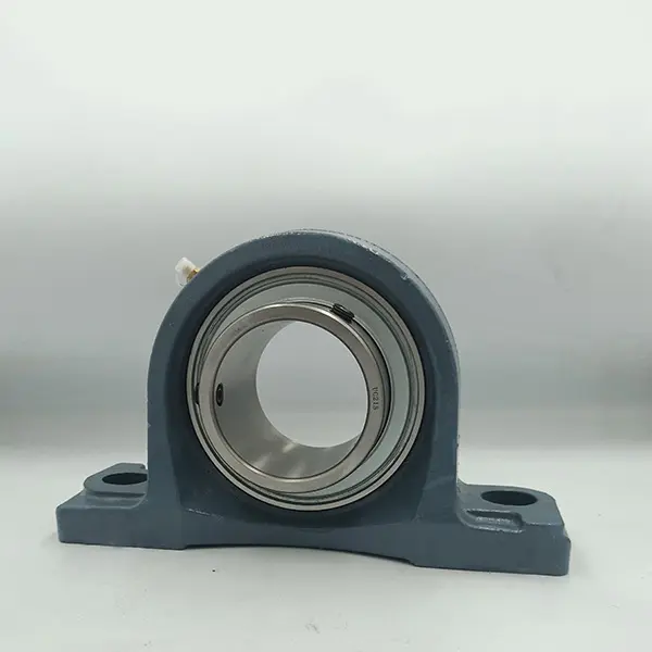 UCP215F-1